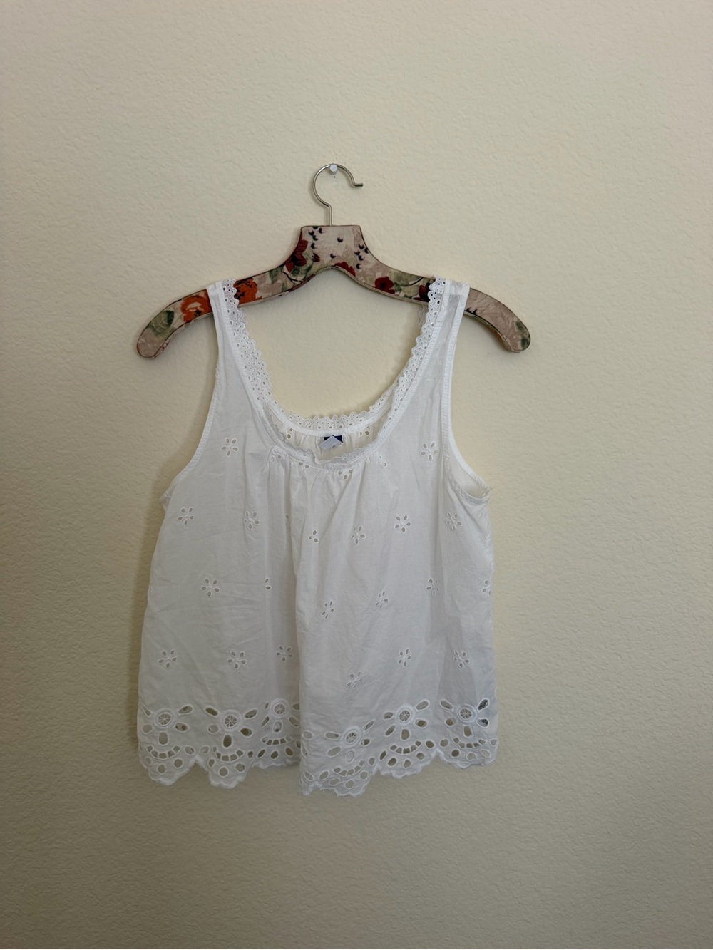 Old Navy White Eyelet Lace-Trim Tank Top